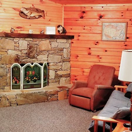 Tanglewood Motel And Log Cabins Maggie Valley Dış mekan fotoğraf